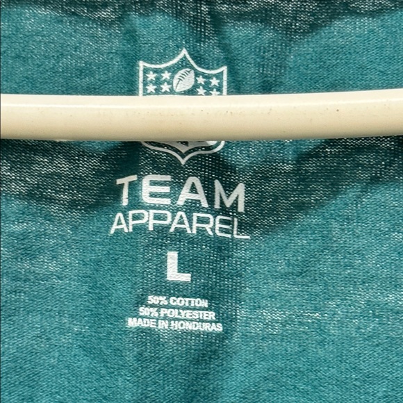 Philadelphia Eagles Women’s Green V-Neck T-Shirt Size L - Picture 4 of 6